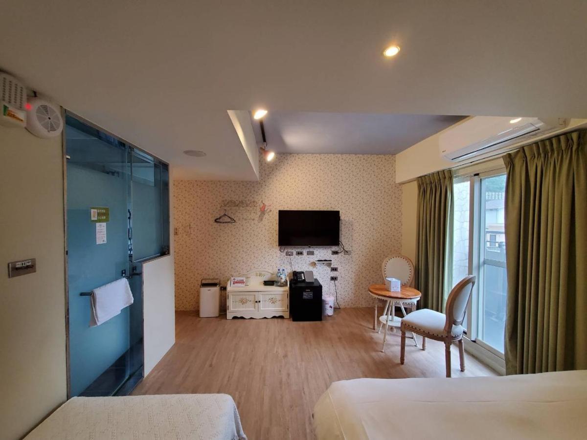 Slow Wow Hot Spring Hotel Jiaoxi Esterno foto